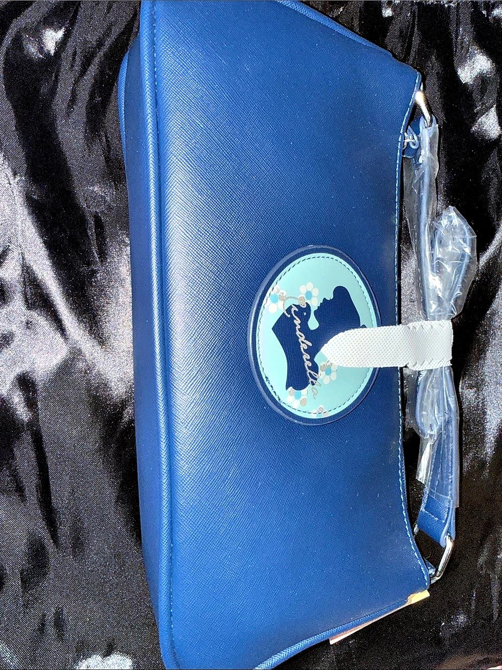 Dani by Danielle Nicole Disney Cinderella Shoulder Bag Blue